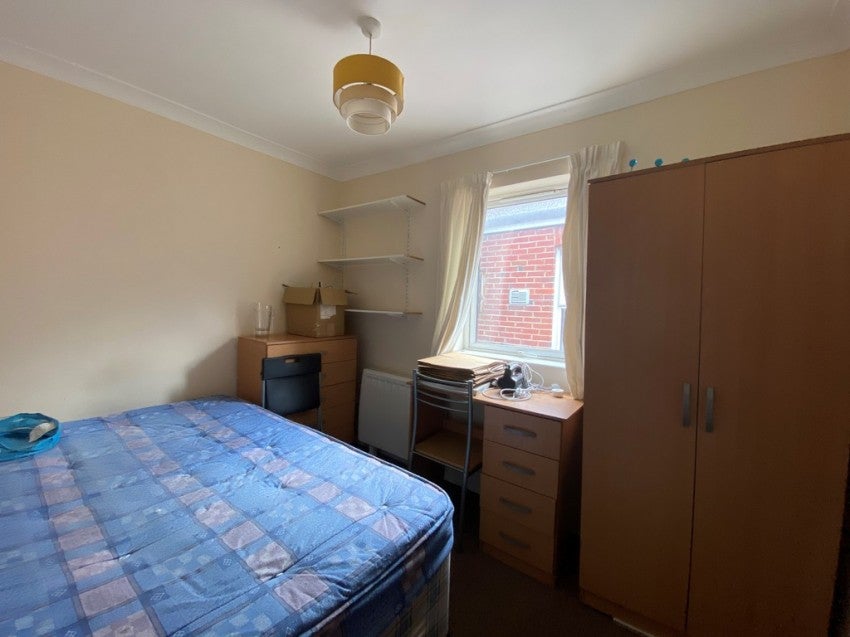 Flat Portswood Road in Southampton
