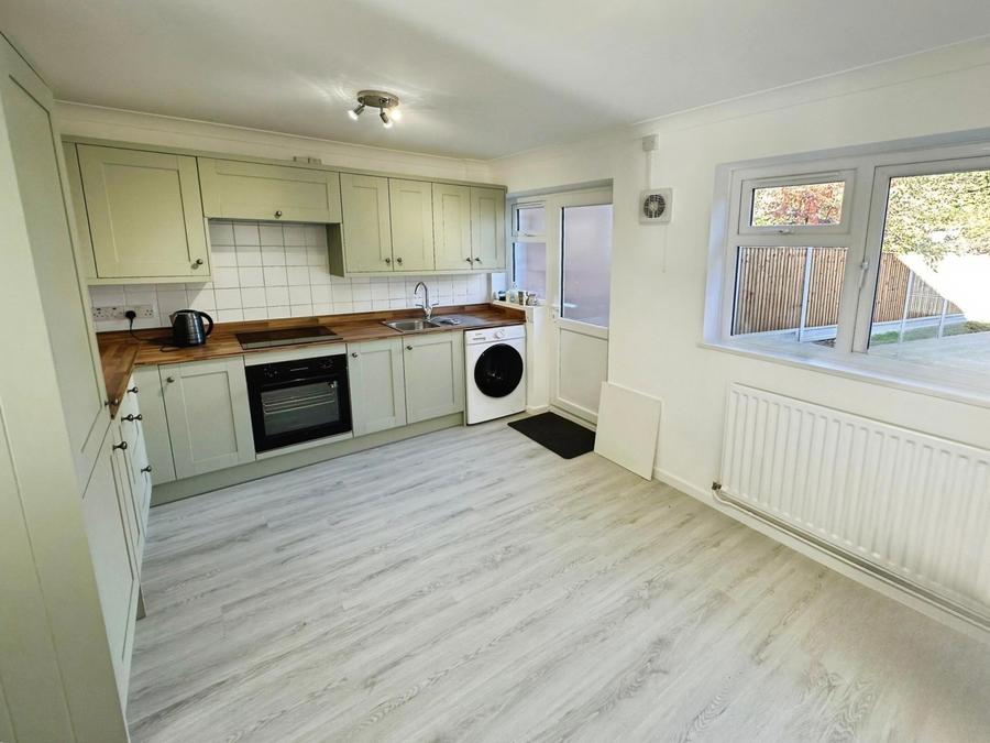 House Lancing Road in Luton