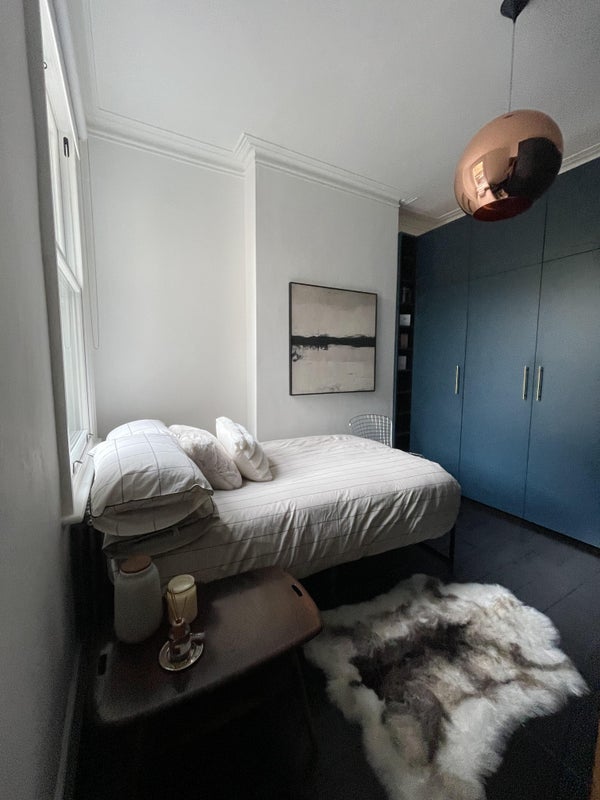Flat Bathurst Gardens in Greater London