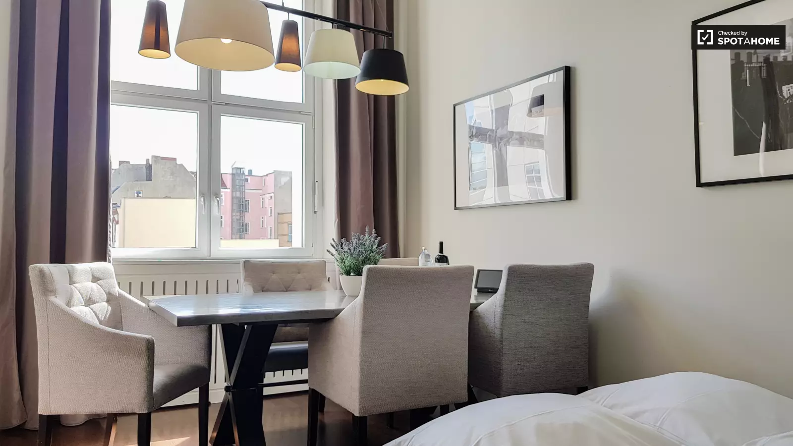 Wohnung Pohlstraße in Berlin