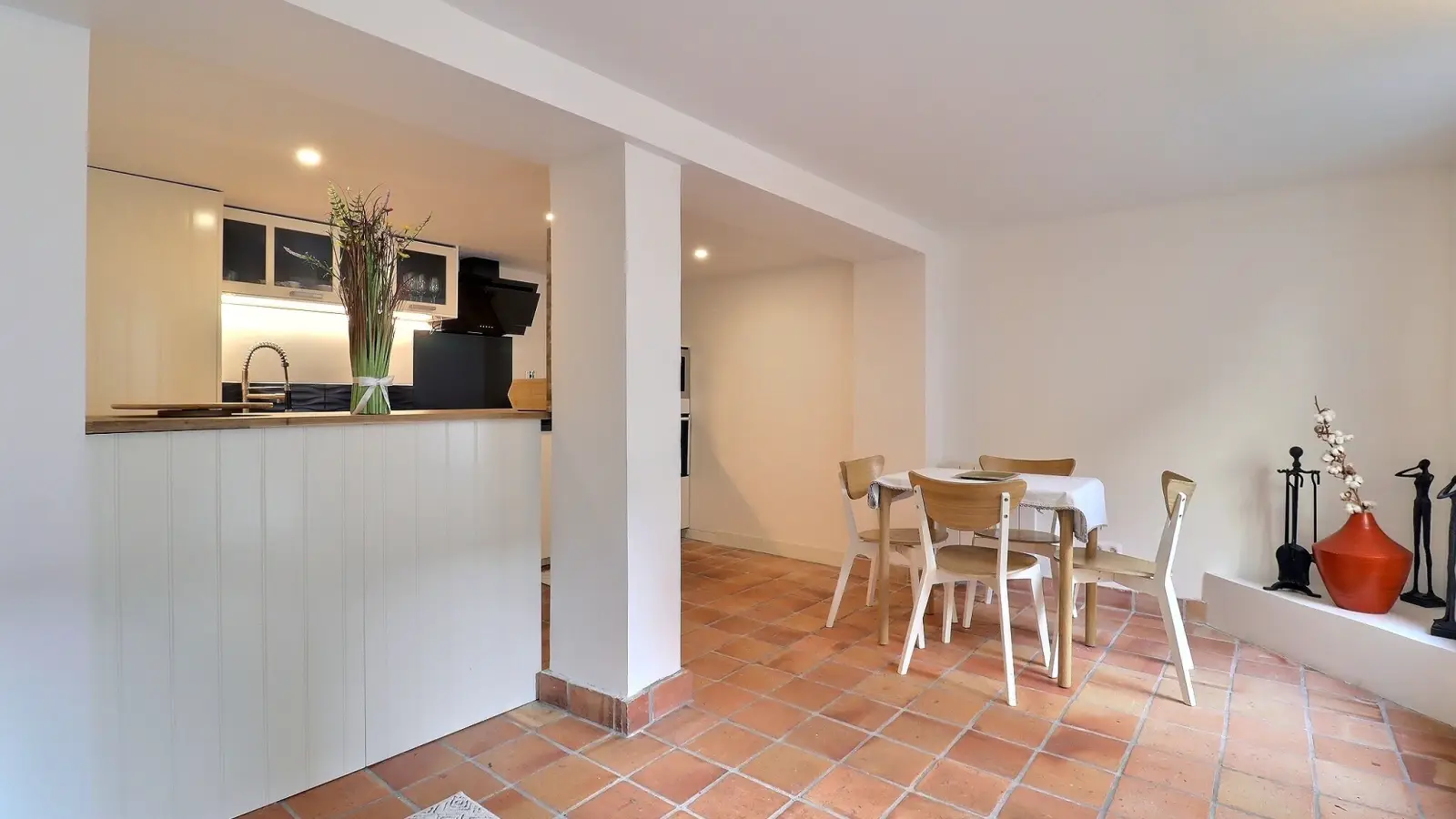 Flat Rue de la Chine in Paris
