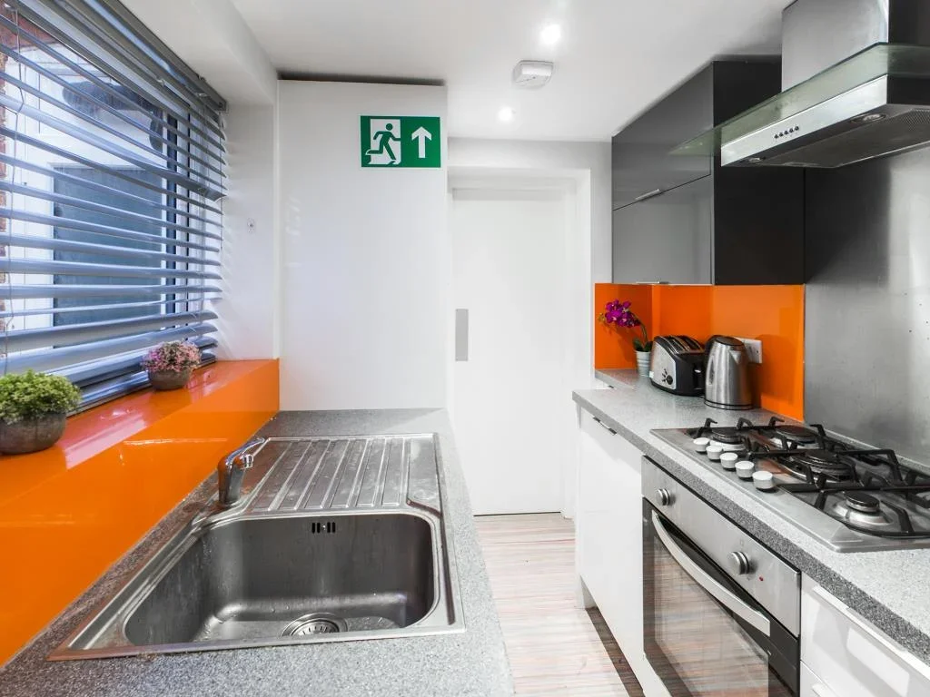Flat Cauldon Road in Stoke-on-Trent
