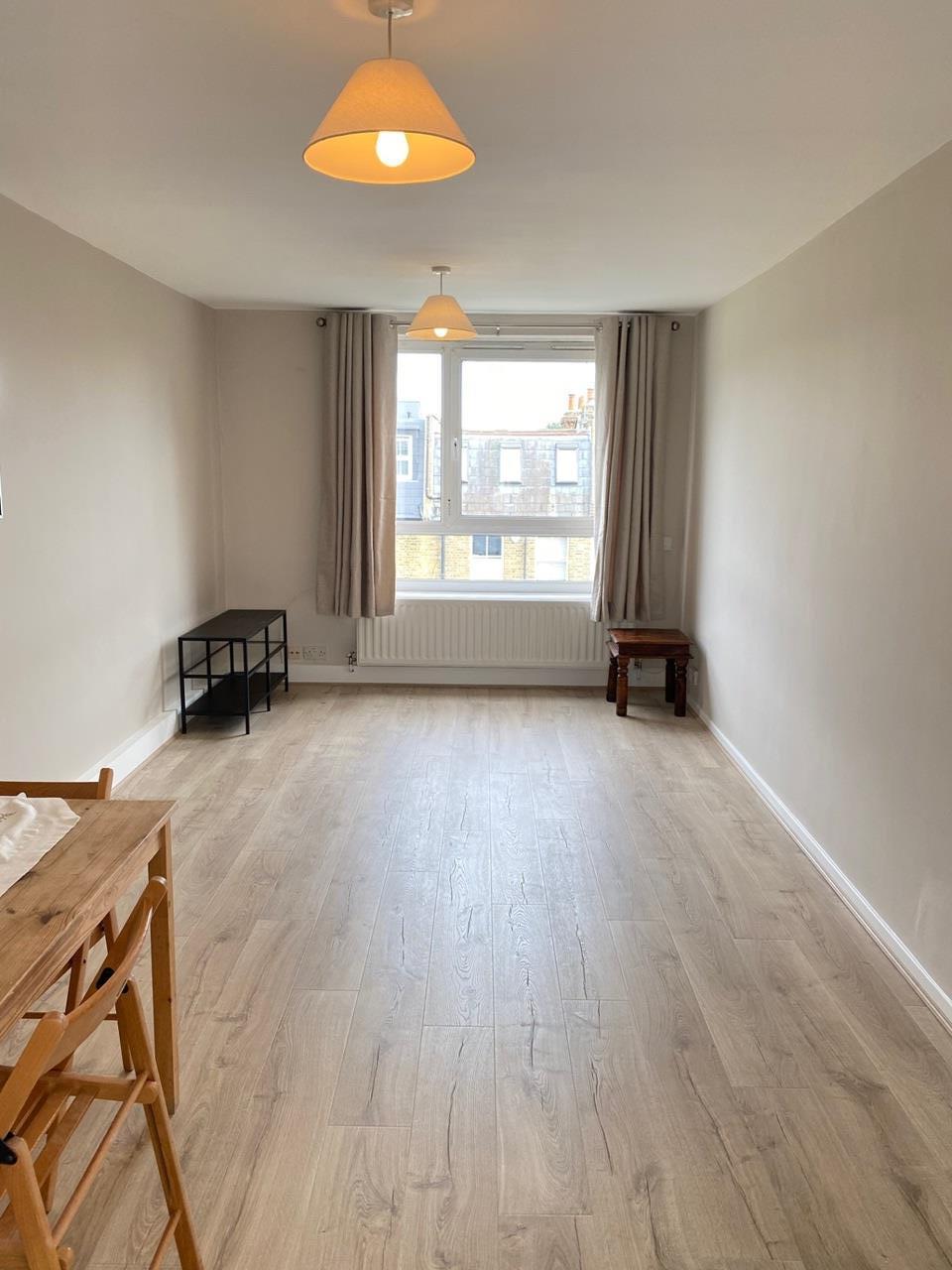Flat Waverton Road in Greater London
