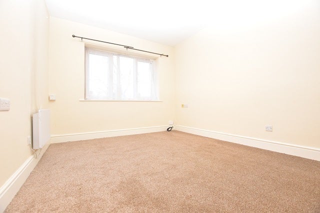 Flat Aldine Court in Sheffield