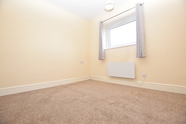 Flat Aldine Court in Sheffield