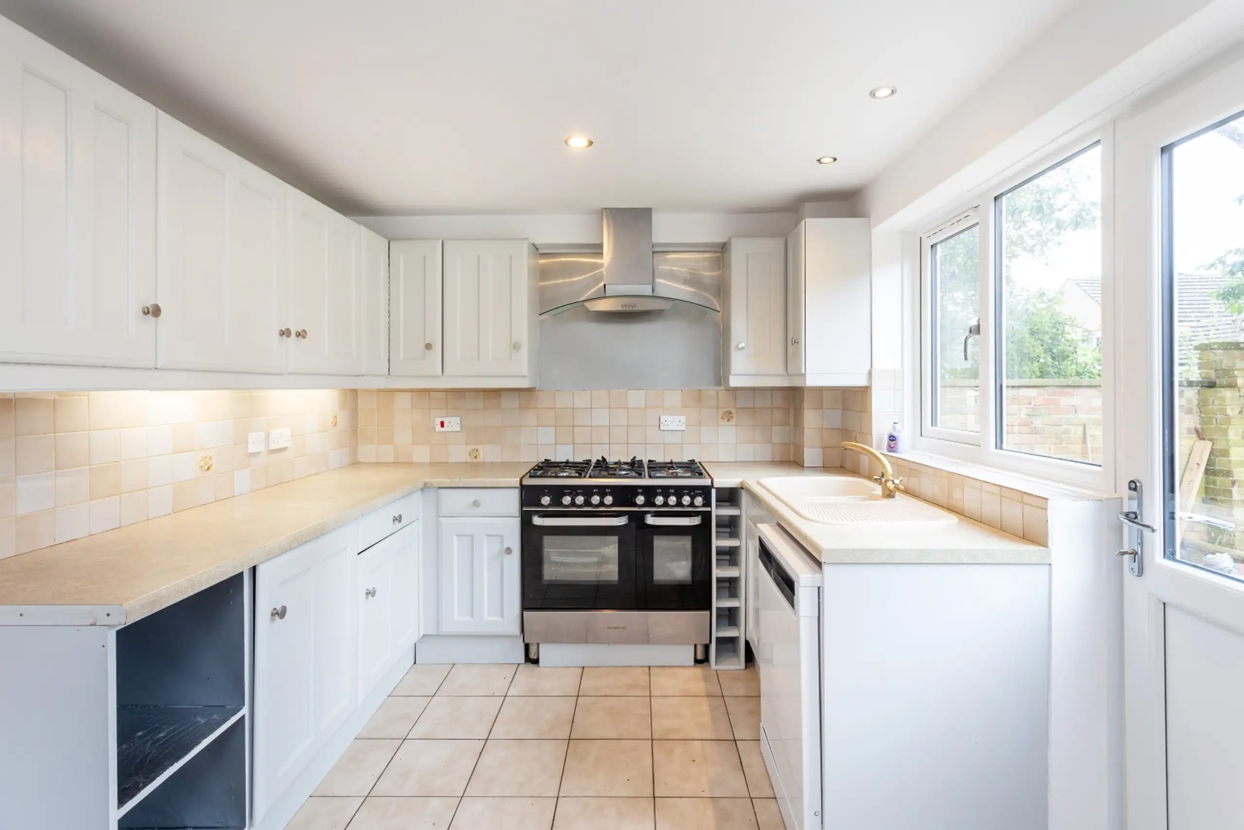 House Holliers Crescent in West Oxfordshire