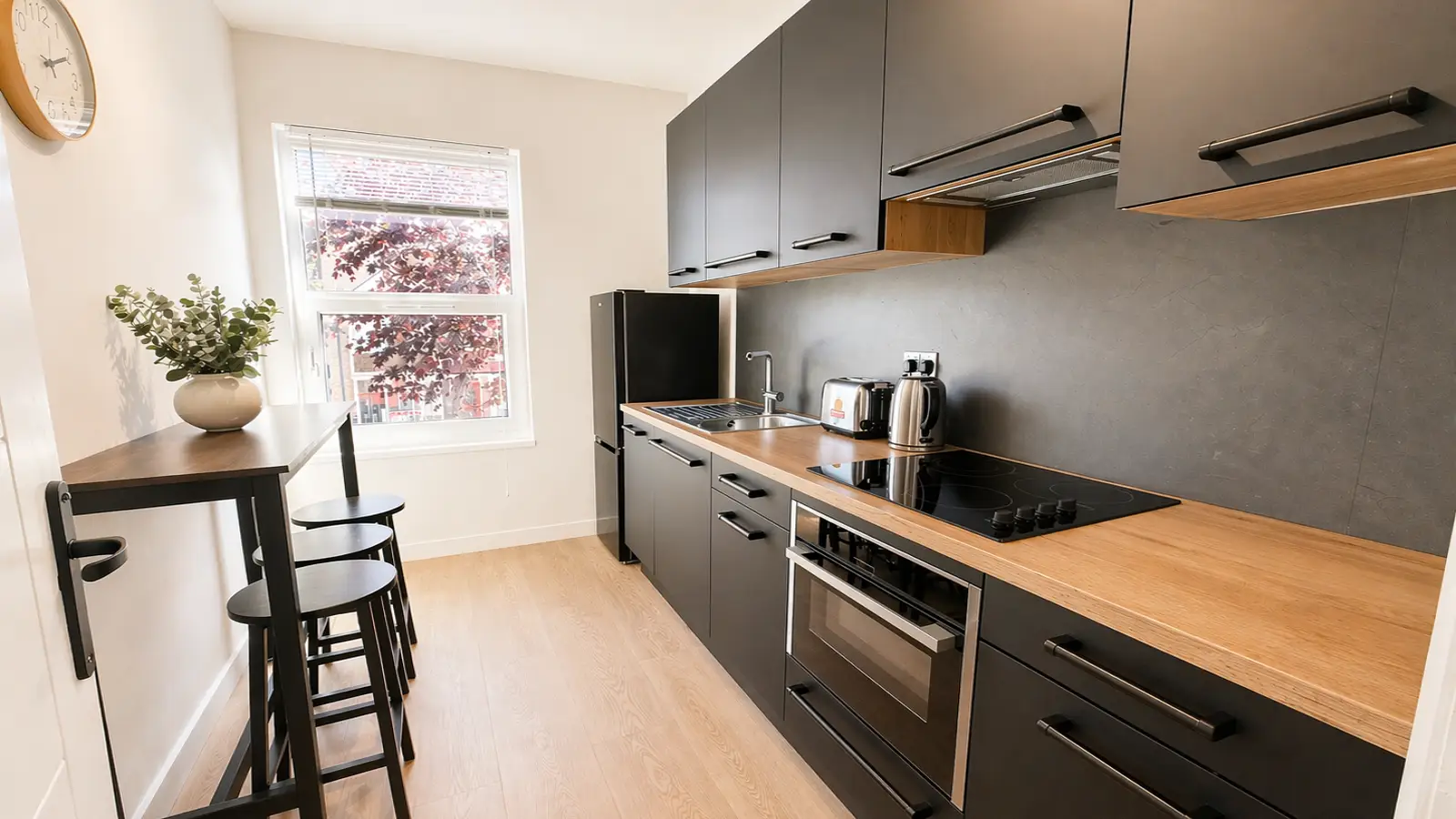 Flat Nelson Gardens in Greater London