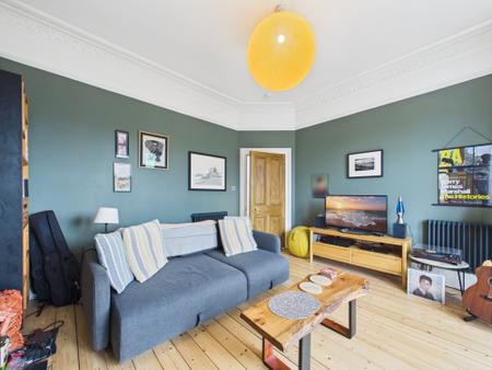 Flat Dudley Grove in City of Edinburgh