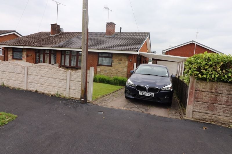 House Kemnay Avenue in Stoke-on-Trent