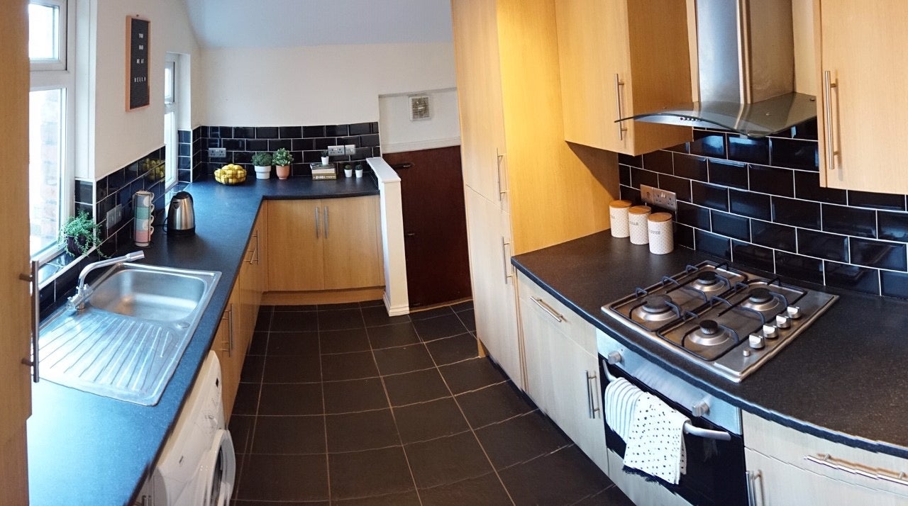 Flat Addycombe Terrace in Newcastle upon Tyne