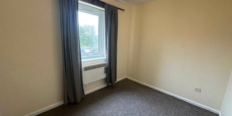 Flat Scarisbrick New Road in Southport