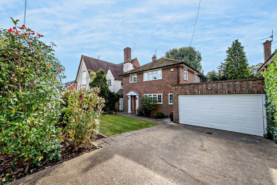 House The Avenue in Greater London
