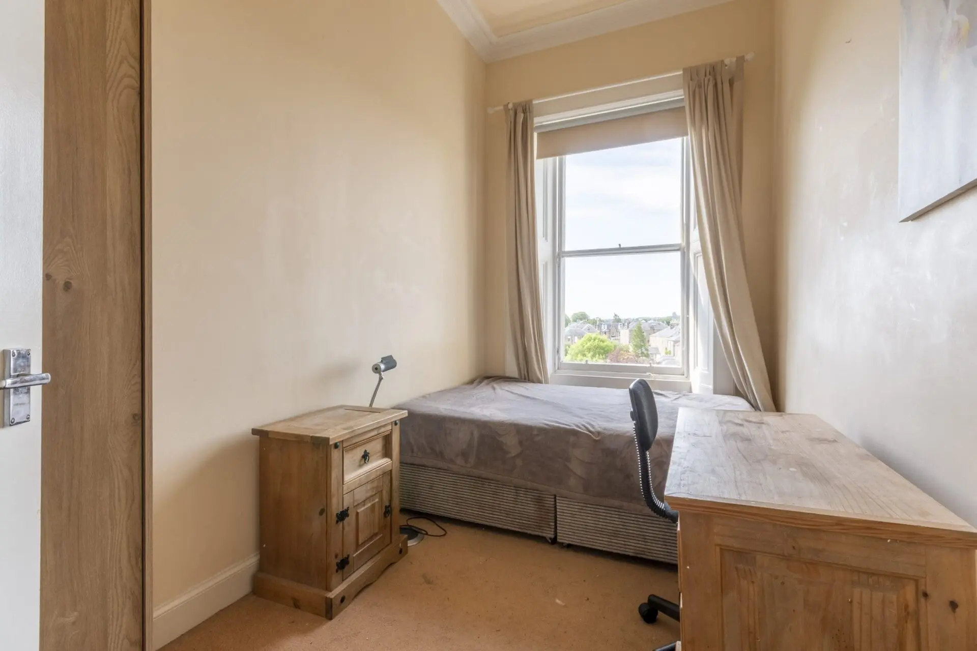 Flat Sciennes Road in City of Edinburgh