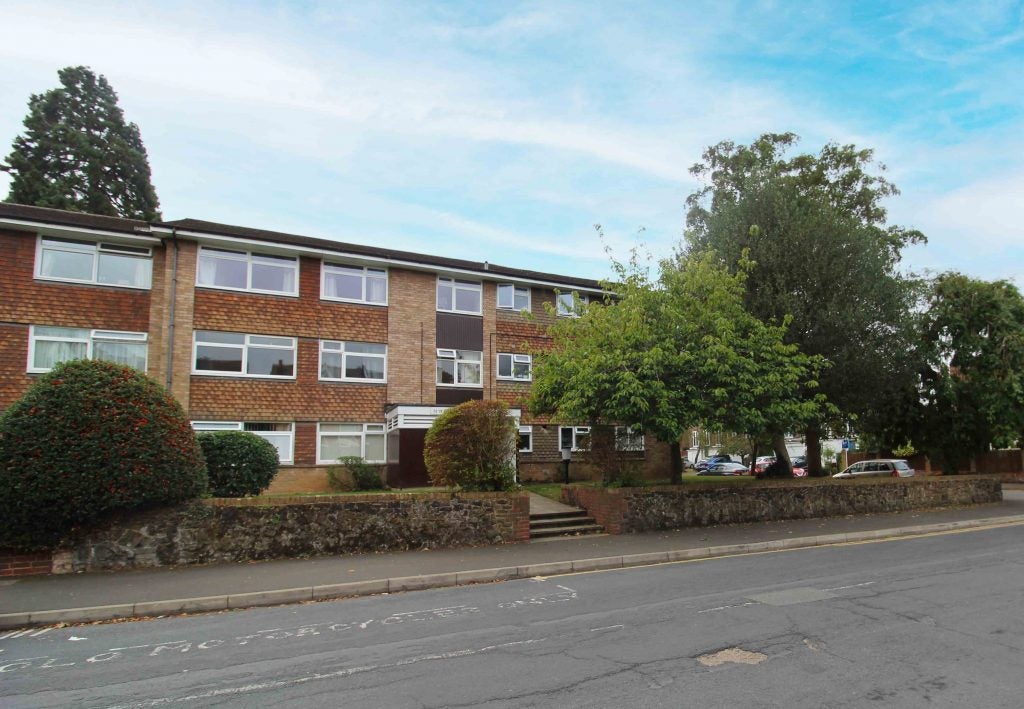 Flat Mulgrave Road in Greater London