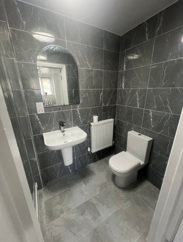 Room Peverel in Greater London