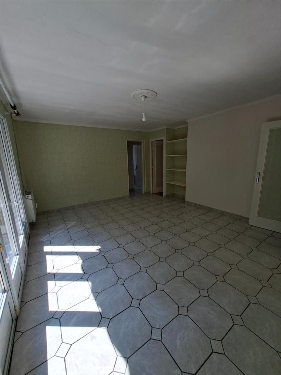 Flat Rue du Capitaine René Fonck in Le Grand-Quevilly