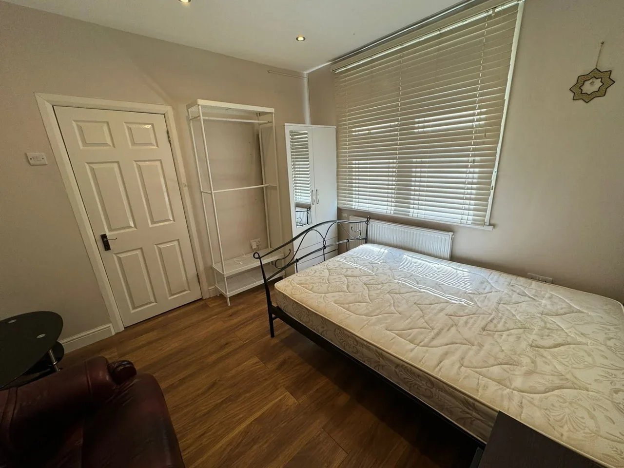 Room Greengate Street in Greater London