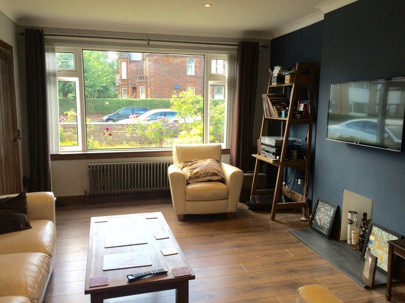Room Fleurs Avenue in Glasgow
