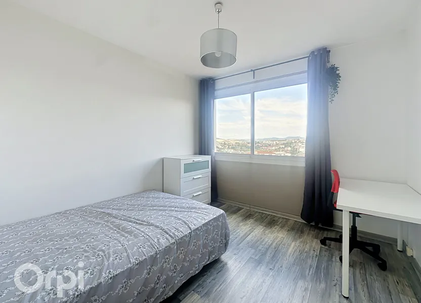 Flat Avenue des Paulines in Clermont-Ferrand