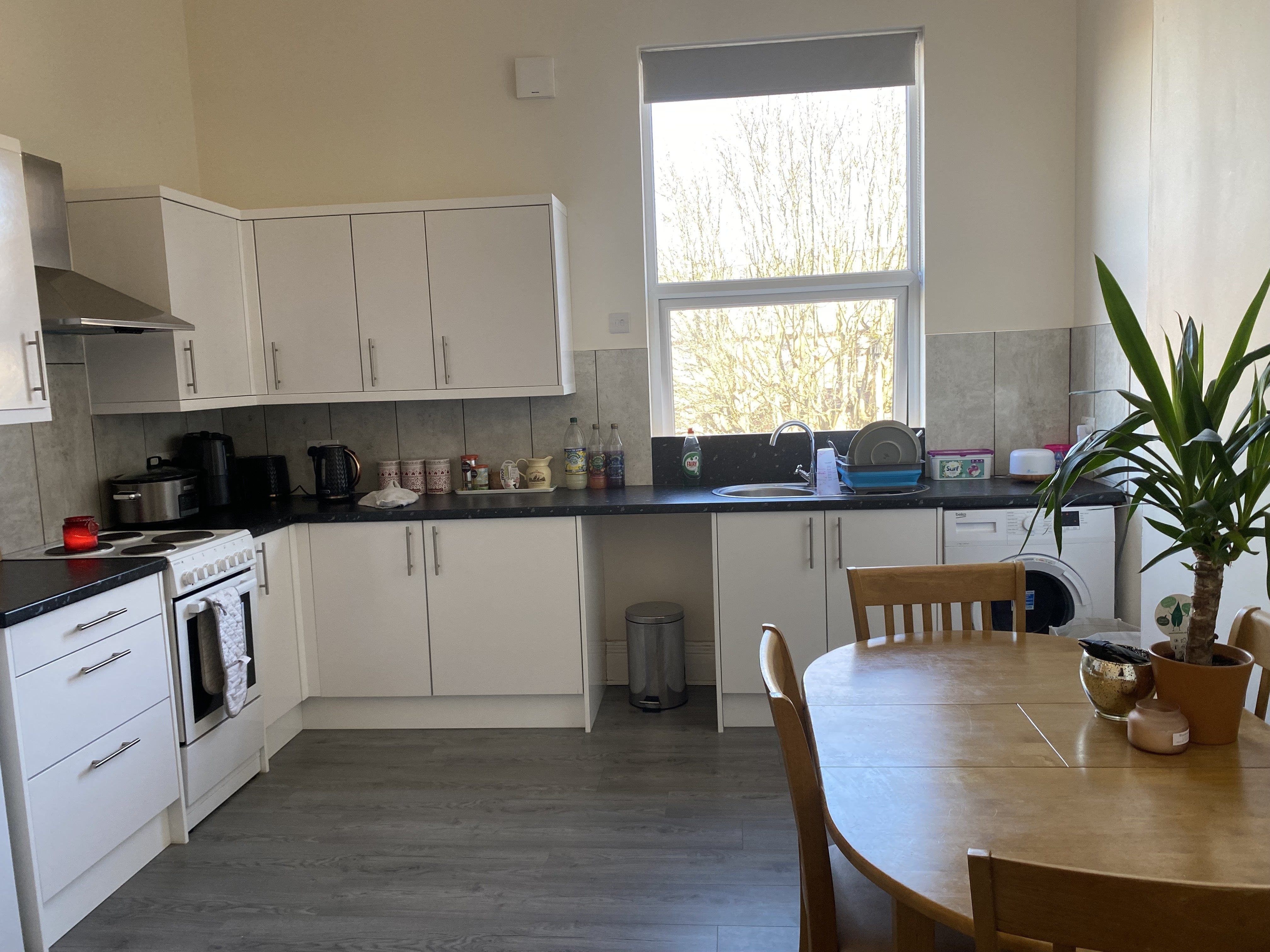Flat Royal Avenue in Scarborough