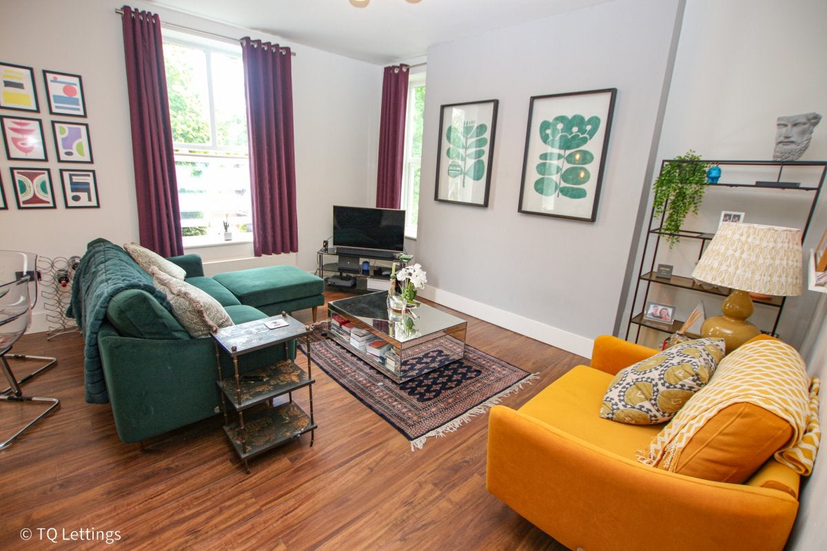 Flat The Beeches in Manchester