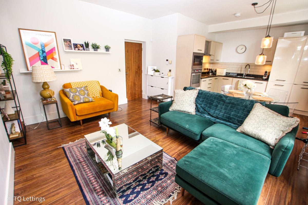 Flat The Beeches in Manchester