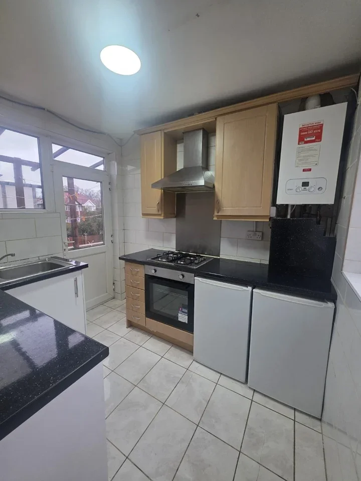 Flat Everton Drive in Greater London