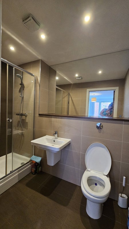 Room Derwent Street in Salford