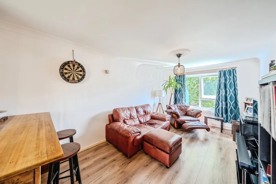 Flat Institution Terrace in Ebbw Vale
