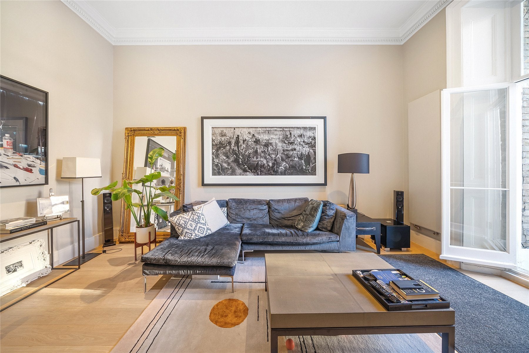 Flat Onslow Gardens in Greater London