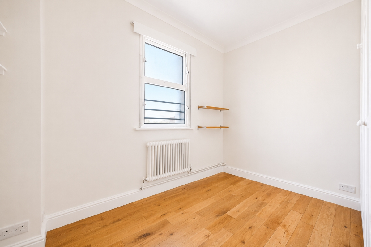 Flat Ladbroke Grove in Greater London