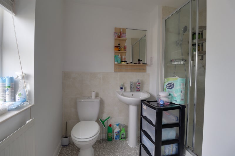 Room Horton Drive in Stafford