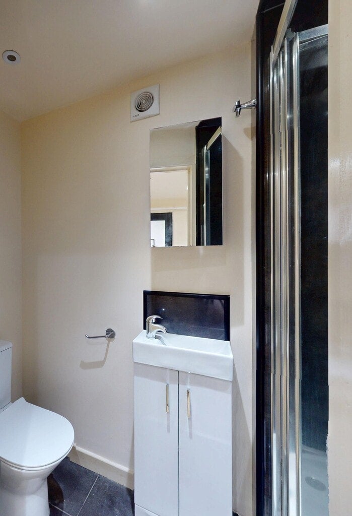 Flat Ashmore Road in City of Westminster