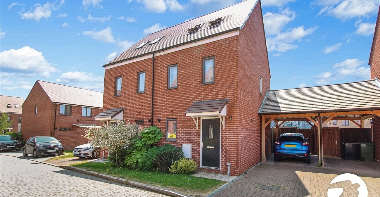 House Chalk Dene in Ebbsfleet Garden City