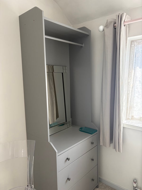 Room Burlands in Crawley