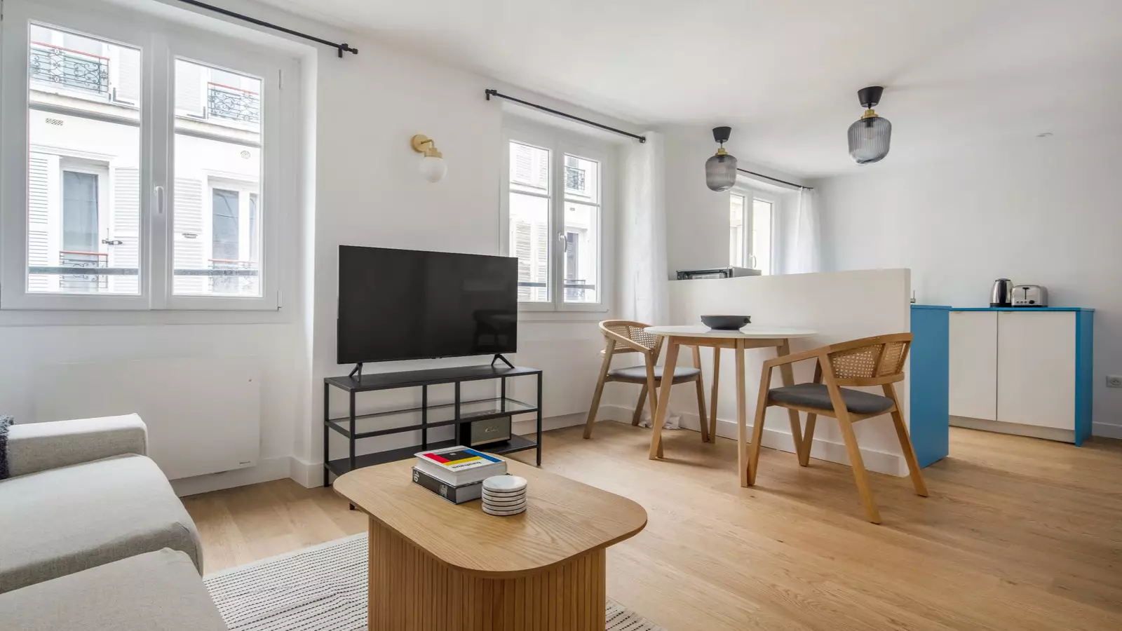 Flat Rue de l'Annonciation in Paris
