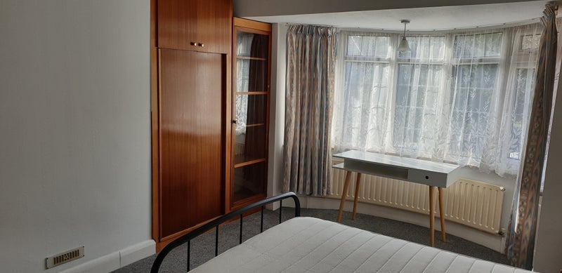 Room Robin Hood Lane in Greater London
