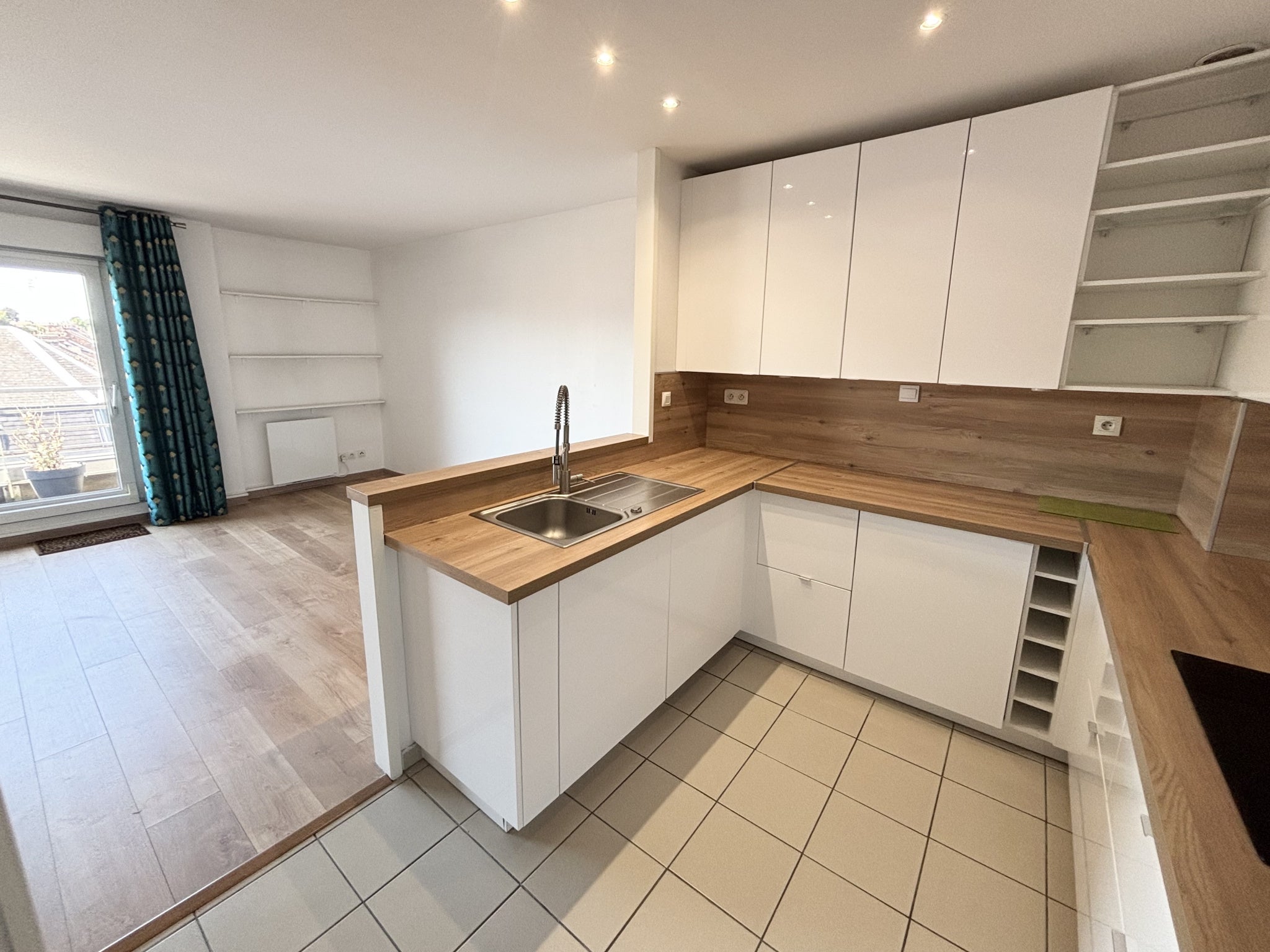 Flat Avenue Dampierre in Valenciennes