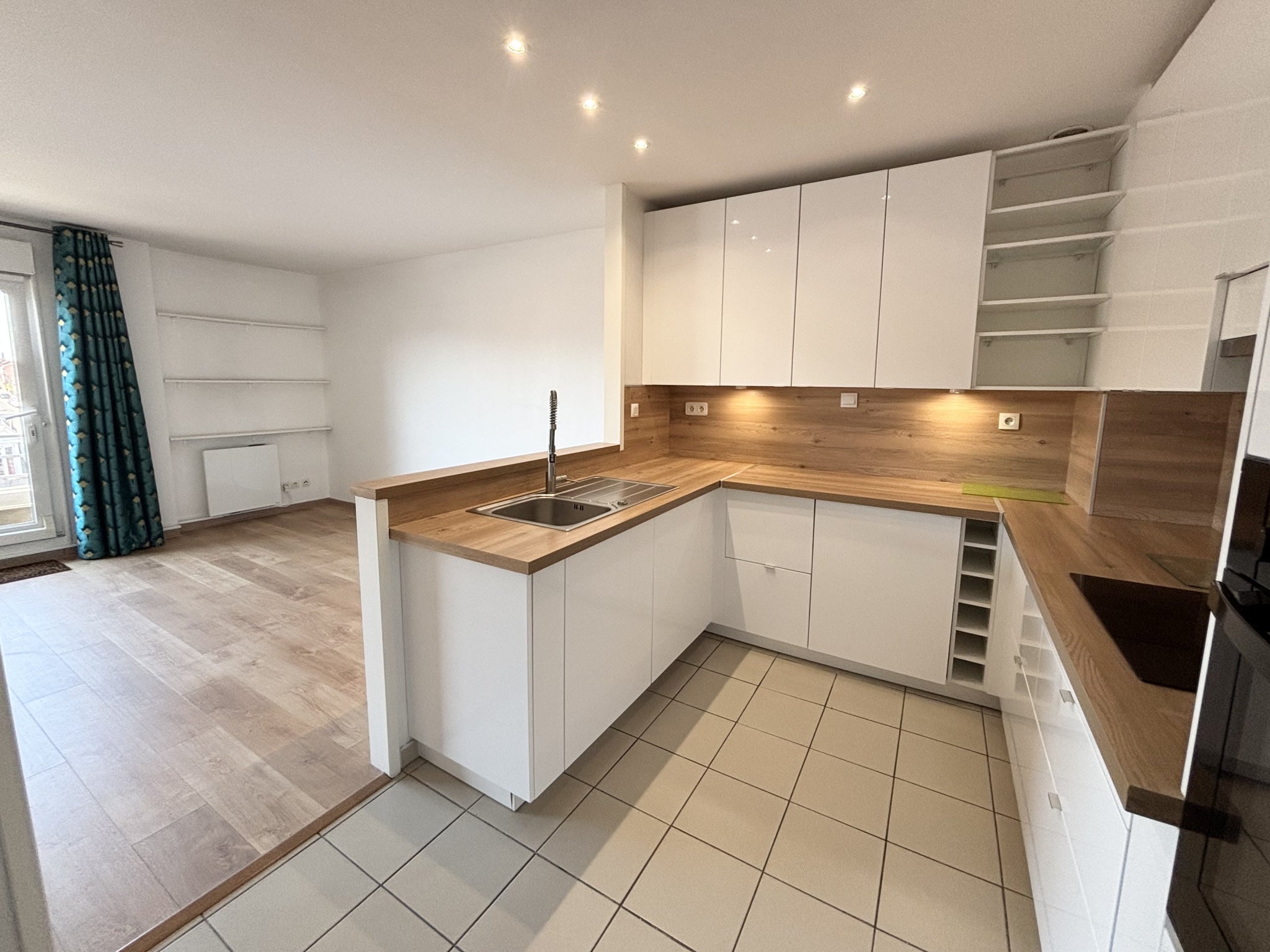 Flat Avenue Dampierre in Valenciennes