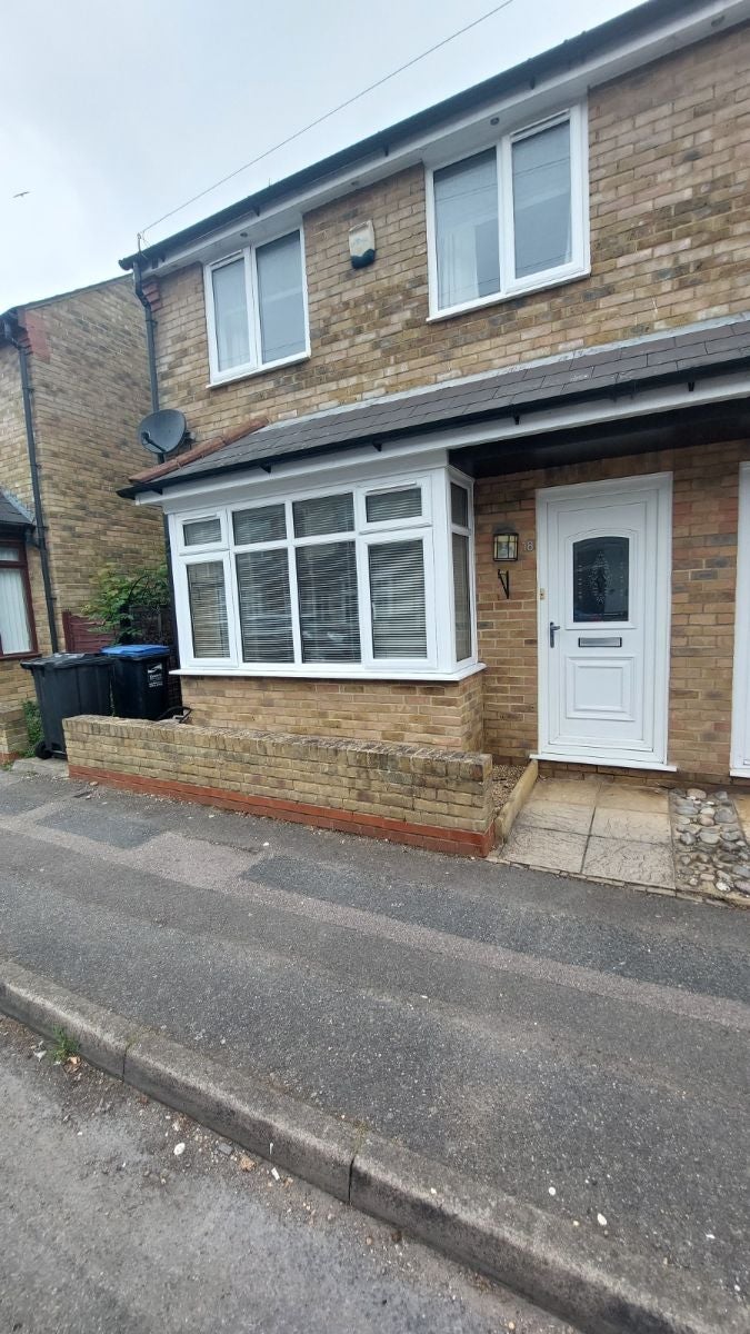 House Cheriton Avenue in Thanet