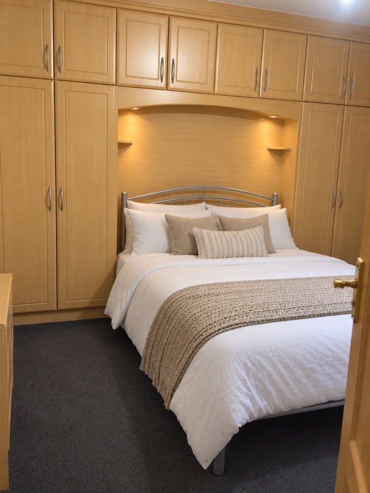 Room Glebelands Avenue in Greater London