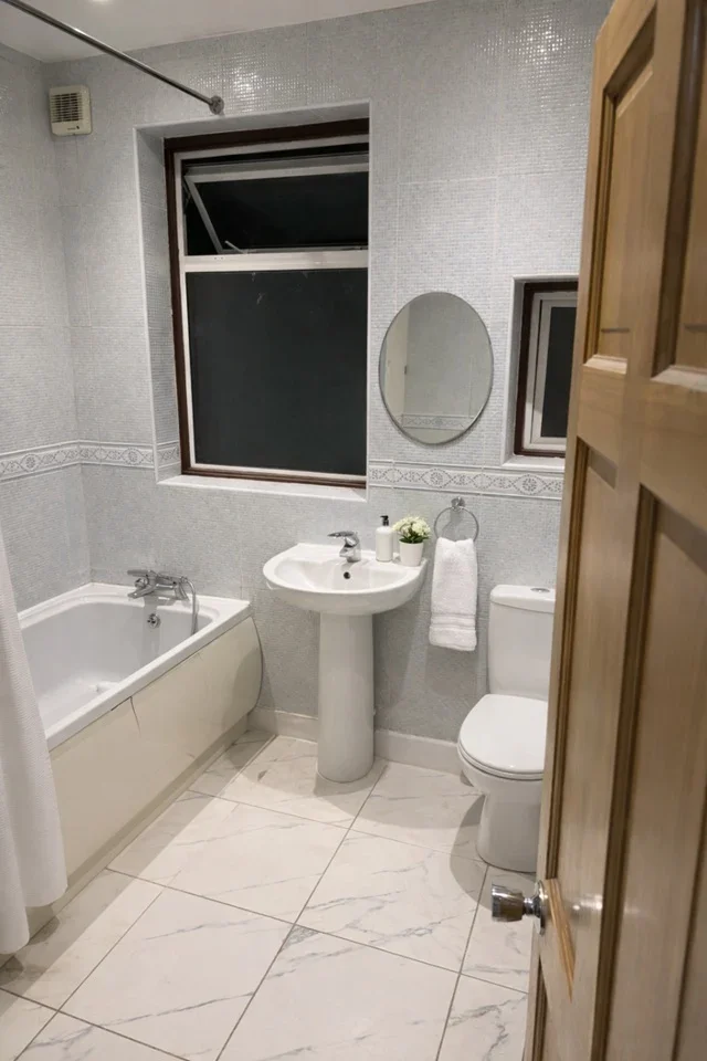 Room Glebelands Avenue in Greater London
