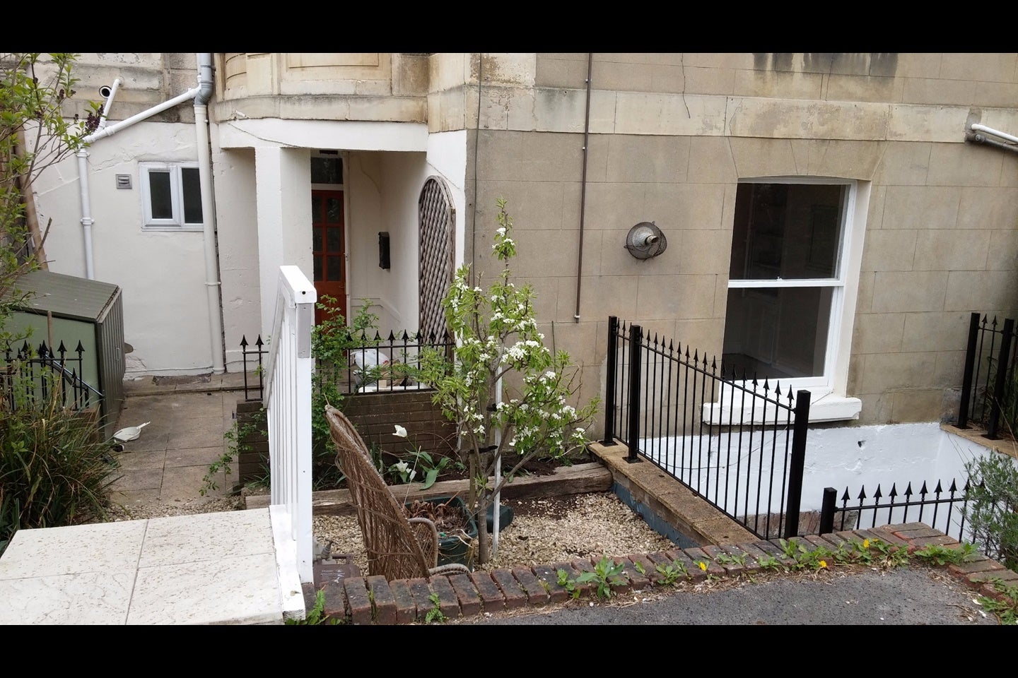 House Victoria Walk in Bristol