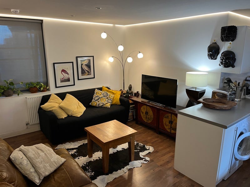 Flat Merchant Square in City of Westminster