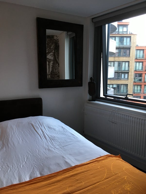Flat Merchant Square in City of Westminster