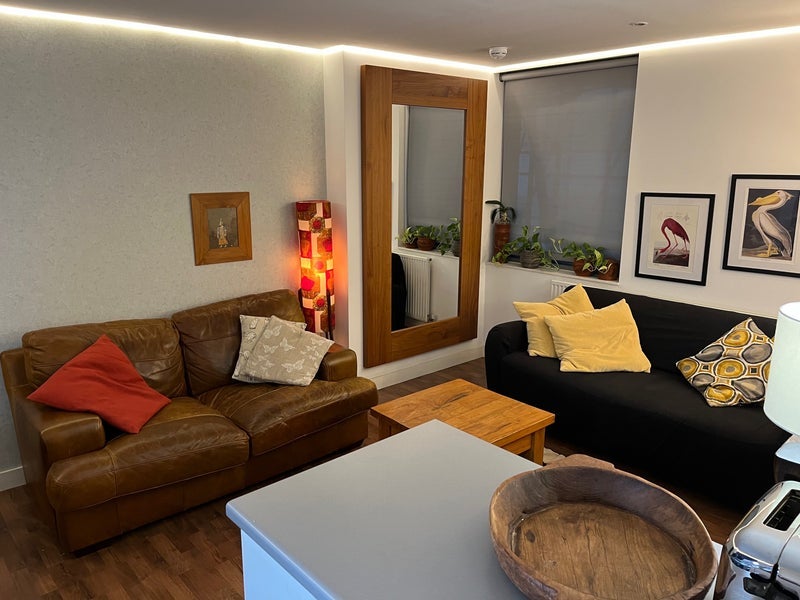 Flat Merchant Square in City of Westminster