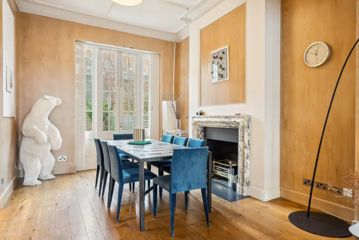 Flat Oakley Street in Greater London