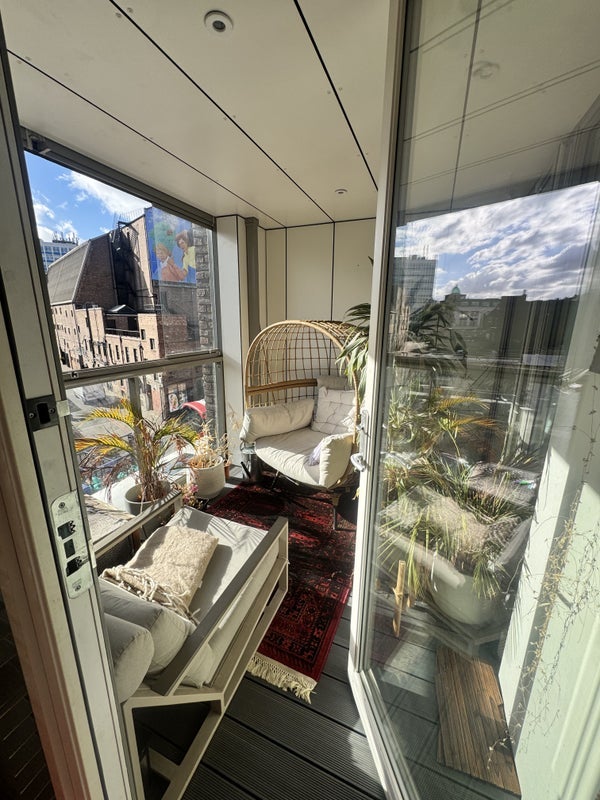 Room Stockwell Park Road in Greater London