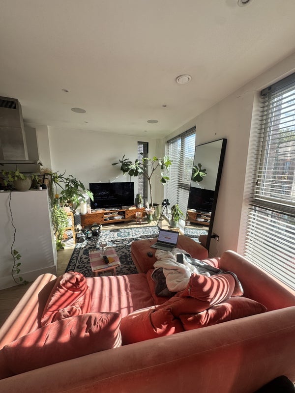 Room Stockwell Park Road in Greater London