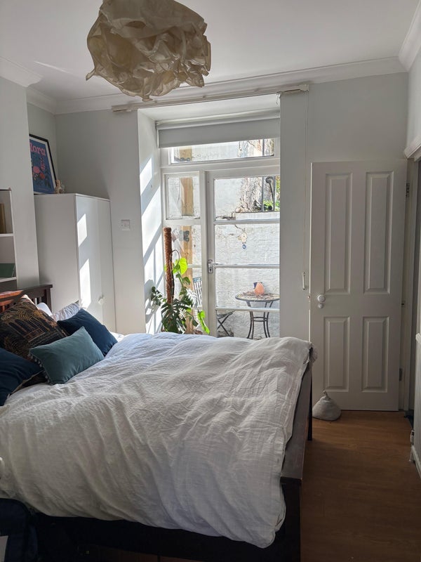 Flat Myddelton Square in Greater London